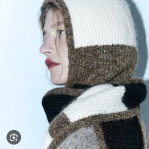 Zara - Colour Block Hooded Wraparound Knit Scarf